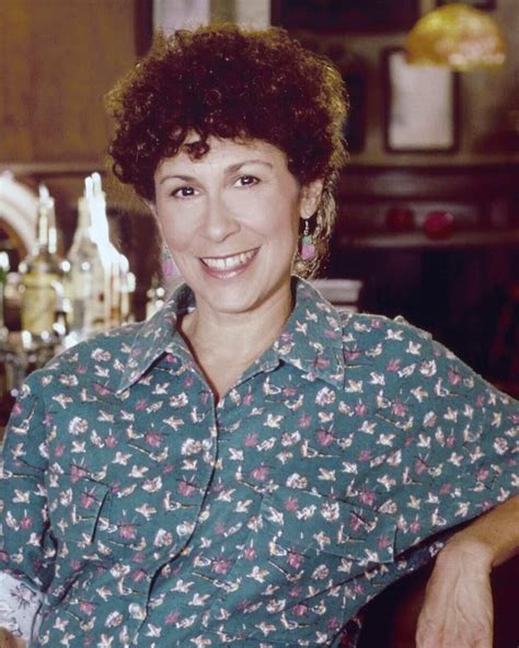 rhea perlman height